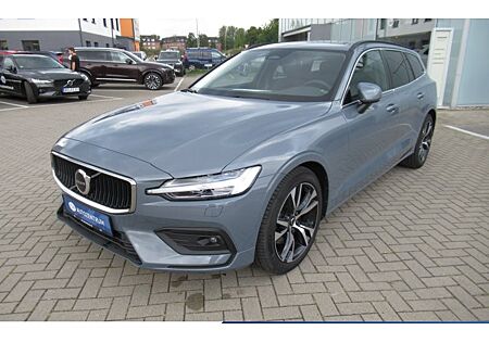 Volvo V60 B3 DCT Core 5 Türen