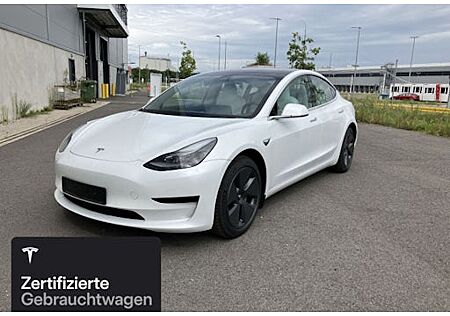 Tesla Model 3 Hinterradantrieb RWD 4 Türen