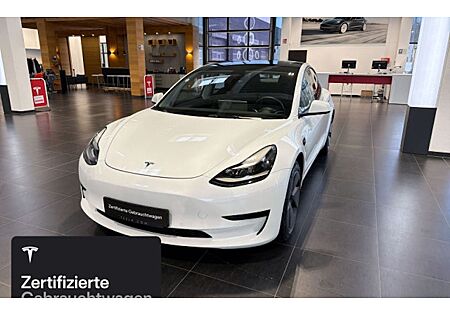 Tesla Model 3 Standard 4 Türen