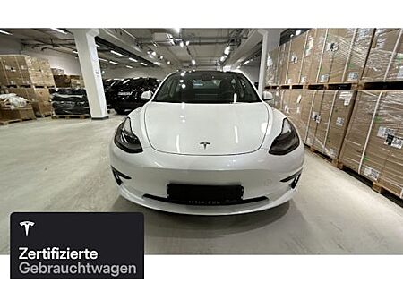 Tesla Model 3 Hinterradantrieb RWD 4 Türen