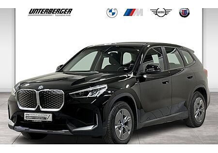BMW iX1 xDrive30 5 Türen