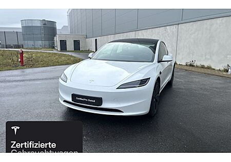 Tesla Model 3 Hinterradantrieb RWD Long Range 4 Türen