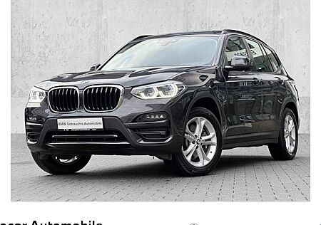 BMW X3 xDrive30e ADVANTAGE AT 5 Türen