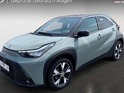 Toyota Aygo (X) 1.5-l-Hybrid Teamplayer CVT 5 Türen