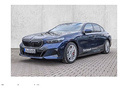 BMW i5 eDrive40 4 Türen