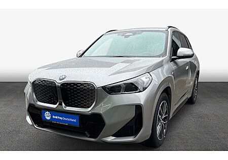 BMW iX1 xDrive30 5 Türen