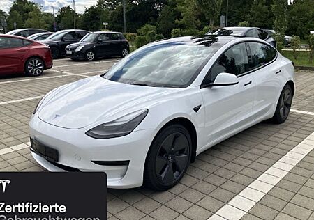 Tesla Model 3 Hinterradantrieb RWD 4 Türen