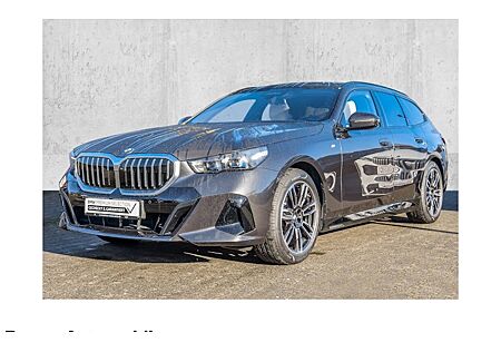 BMW 5er 520d xDrive Touring A 5 Türen