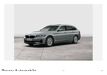 BMW 5er 520i Touring A 5 Türen