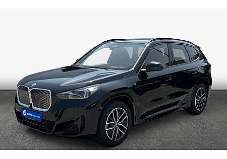 BMW iX1 xDrive30 5 Türen