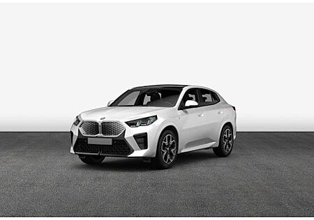 BMW iX2 xDrive30 5 Türen