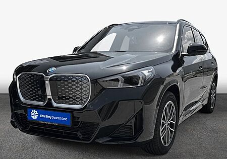 BMW iX1 xDrive30 5 Türen