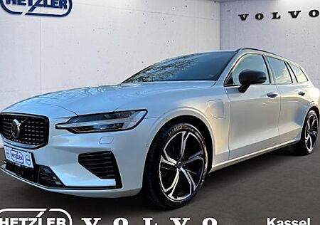 Volvo V60 T8 AWD Plug-in Hybrid Plus Dark Auto 5 Türen