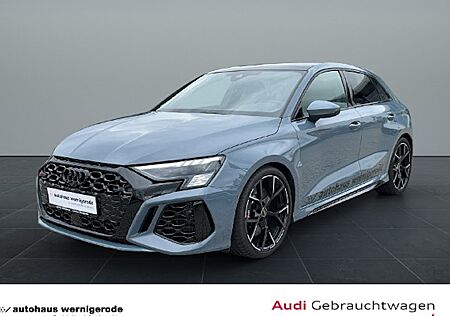 Audi RS7 Sportback 2.5 TFSI S tronic quattro Sportback 5 Türen