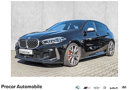 BMW 1er M135i xDrive A 5 Türen