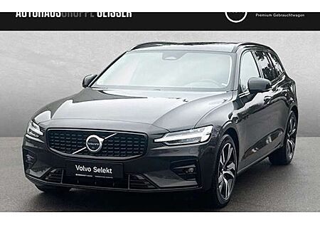 Volvo V60 B4 DCT Plus Dark 5 Türen