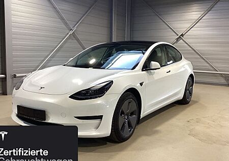 Tesla Model 3 Hinterradantrieb RWD 4 Türen