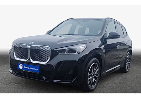 BMW iX1 xDrive30 5 Türen