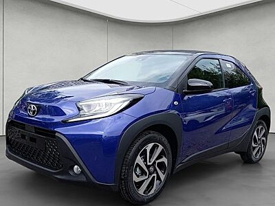 Toyota Aygo (X) 1.0-l-VVT-i Play S-CVT 5 Türen