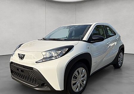Toyota Aygo (X) Aygo (X) 1.0-l-VVT-i Business Edition S-CVT 5 Türen