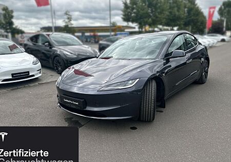 Tesla Model 3 Hinterradantrieb RWD Long Range 4 Türen