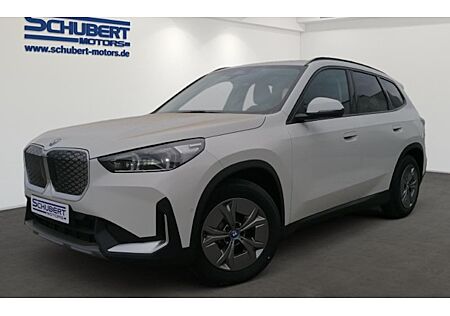 BMW iX1 xDrive30 5 Türen