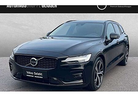 Volvo V60 B4 DCT Plus Dark 5 Türen