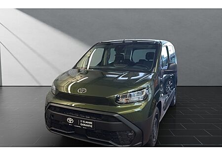 Toyota Proace City Verso 1,2-l-Turbo 81kW L1 Pure 4 Türen