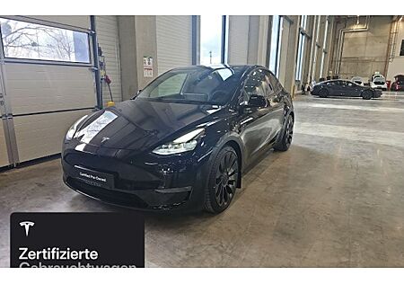 Tesla Model Y Performance Dual Motor AWD 5 Türen