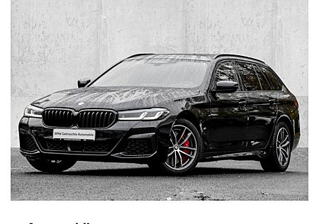 BMW 5er 530d xDrive Touring A 5 Türen