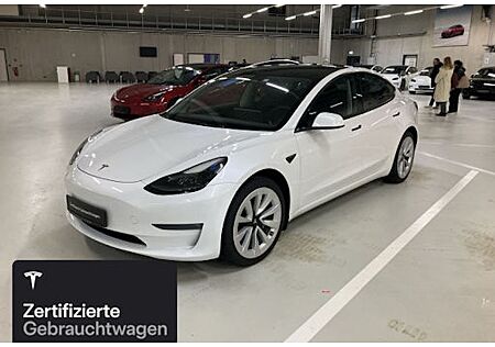 Tesla Model 3 Hinterradantrieb RWD Long Range 4 Türen
