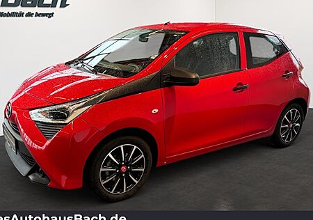 Toyota Aygo 1,0-l-VVT-i Team Deutschland x-shift 5 Türen