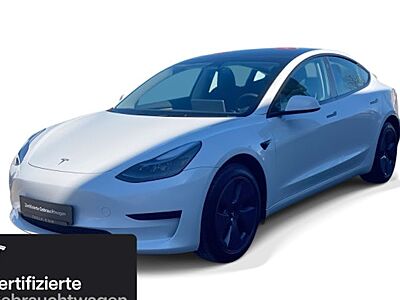 Tesla Model 3 Hinterradantrieb RWD 4 Türen