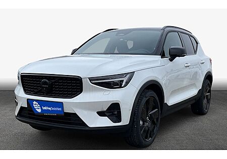 Volvo XC 40 B3 Plus Black Edition DCT 5 Türen