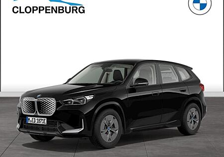 BMW iX1 xDrive30 5 Türen