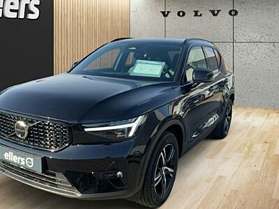 Volvo XC 40 B3 Plus Dark DCT 5 Türen