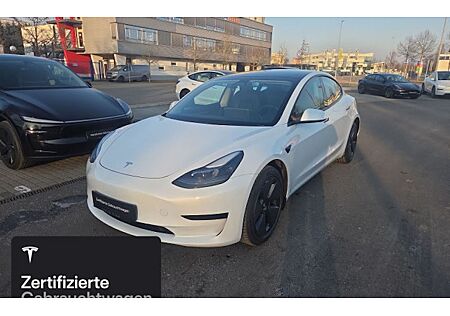 Tesla Model 3 Standard 4 Türen