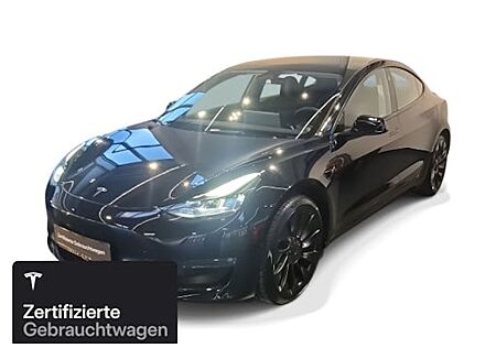 Tesla Model 3 Allradantrieb mit Dualmotor Performance 4 Türen