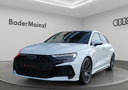 Audi RS3 2.5 TFSI S tronic quattro Sportback 5 Türen