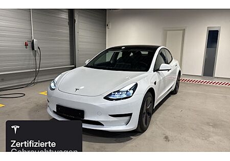 Tesla Model 3 Hinterradantrieb RWD 4 Türen