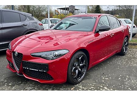 Alfa Romeo Giulia 2.2 Diesel 16V 154kW AT8-Q4 Estrema 4 Türen