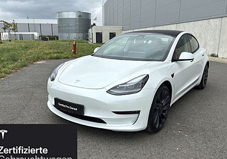Tesla Model 3 Allradantrieb mit Dualmotor Performance 4 Türen