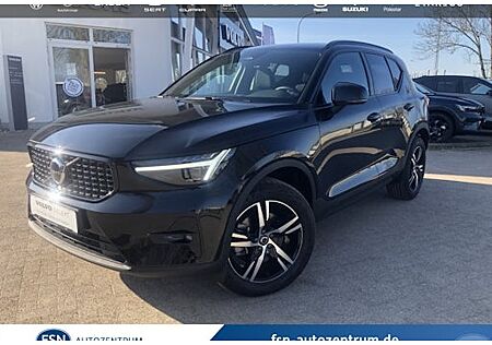 Volvo XC 40 B4 Plus Dark DCT 5 Türen