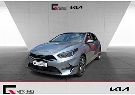 Kia Cee'd 1.5 T-GDI MHEV DCT Ultimate Edition 5 Türen