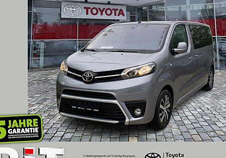 Toyota Pro Ace 2,0-l-D-4D 106kW L1 Team Deutschland 5 Türen