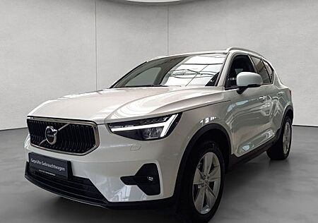 Volvo XC 40 B3 Core DCT 5 Türen