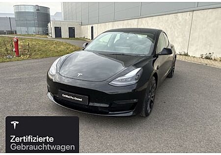 Tesla Model 3 Allradantrieb mit Dualmotor Performance 4 Türen