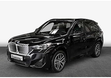 BMW iX1 xDrive30 5 Türen