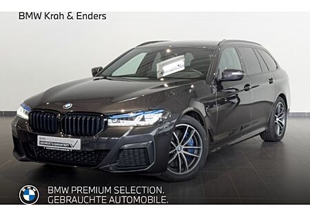 BMW 5er 530d xDrive Touring A 5 Türen