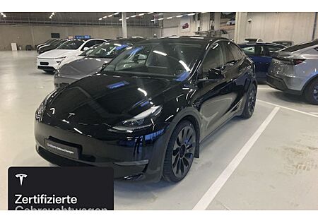 Tesla Model Y Performance Dual Motor AWD 5 Türen